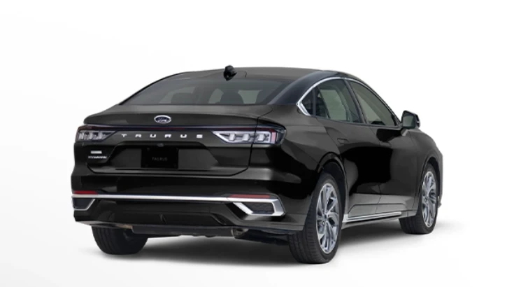 مميزات فورد تورس تيتانيوم 2024