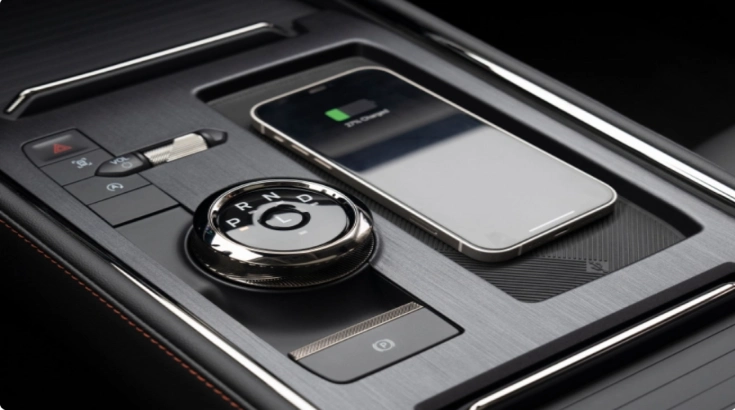 فورد تورس تيتانيوم الجديدة