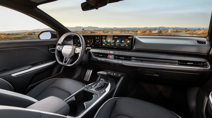 مقصورة كيا K4 GLS 2026 بتقنيات حديثة