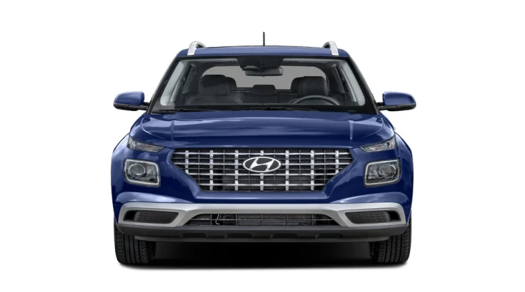 واجهة هيونداي فينيو Premium 2026 بشبك كبير وتصميم حديث