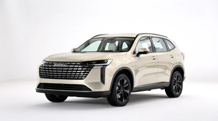 Haval H6 Premium 2026 هافال H6 بريميوم 2026 من الأمام بزاوية جانبية