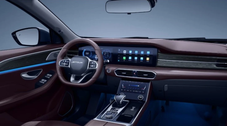 جيتور X70 لكجري 2025 المقصورة الداخلية