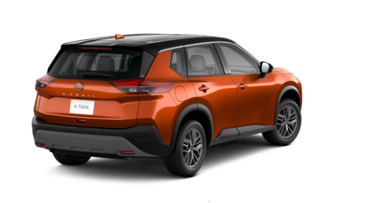 خلفية نيسان إكس تريل S 2025 7 ركاب