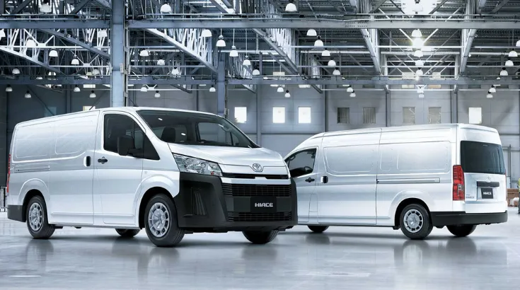 تويوتا هايس بضاعة 2025 سقف عالي يدوي