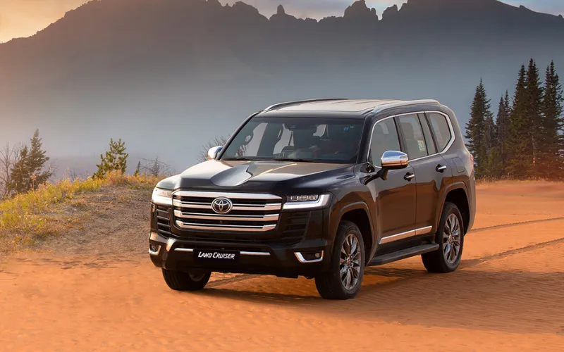 المواصفات الكاملة لـ مراجعة تويوتا لاند كروزر 2025