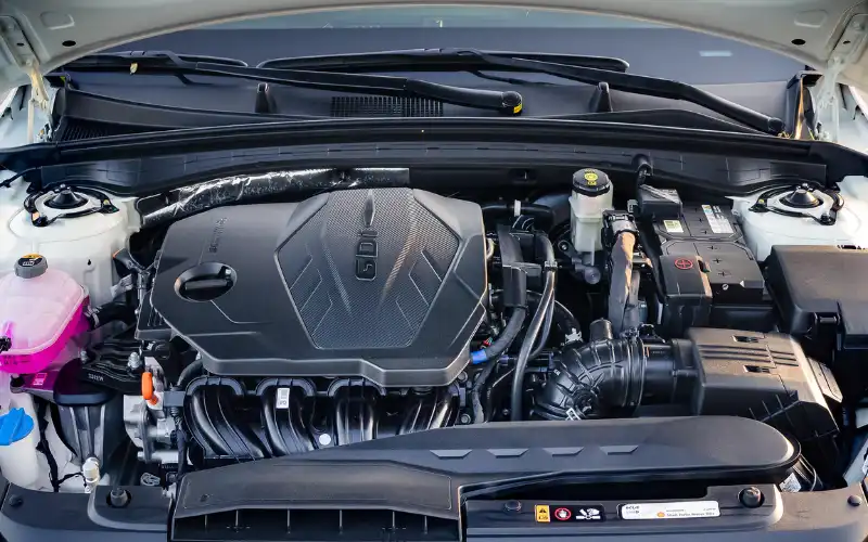 الموصافات التقنية لسيارة كيا K5 2025