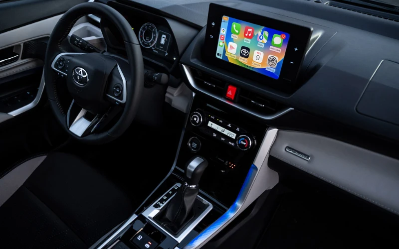 تويوتا فيلوز 2025 من الداخل